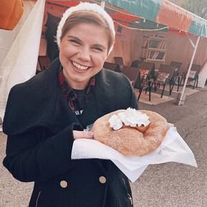 Meet your Posher, Emily